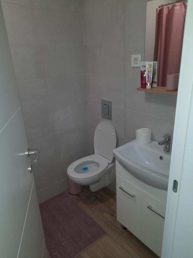 Apartment Rustik Novi Sad Buitenkant foto